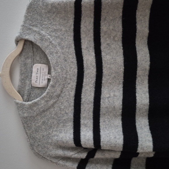 Part Two sweater - Picture 3 of 5